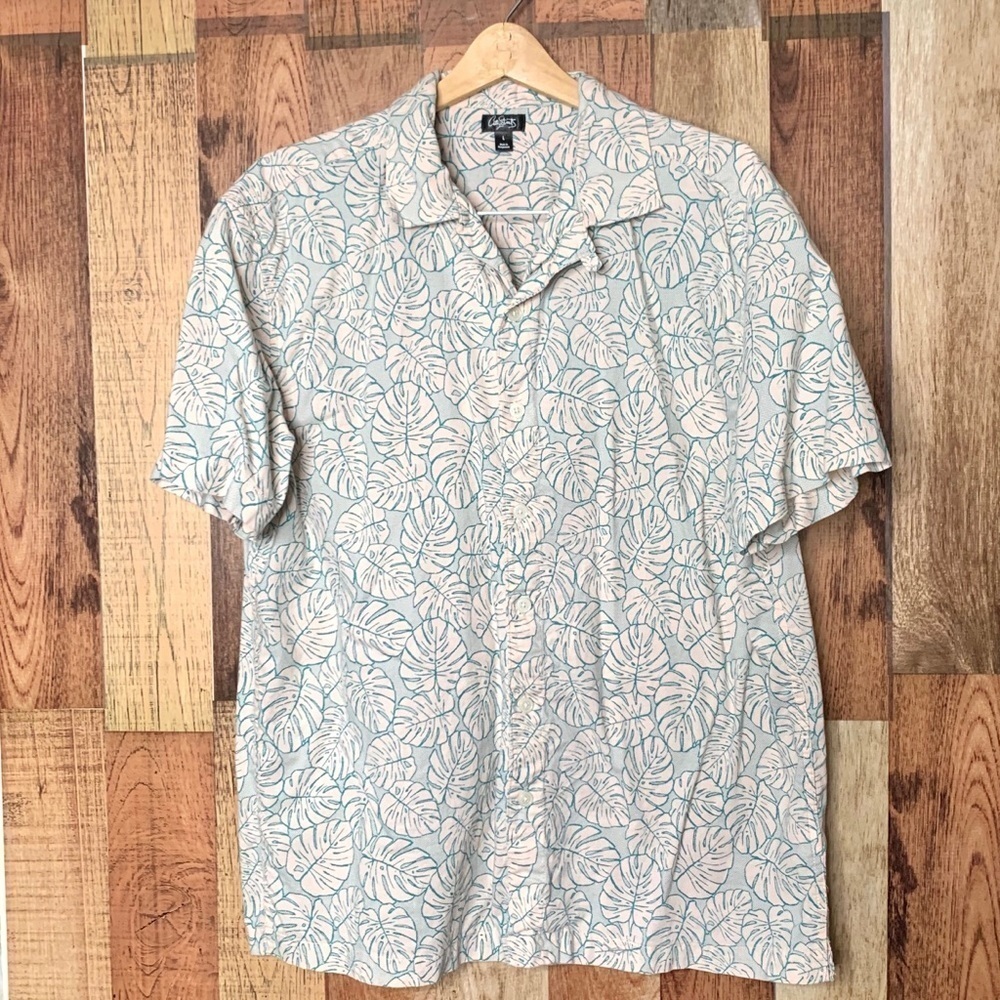 City Streets Hawaiian Leaf Print Button Up Shirt